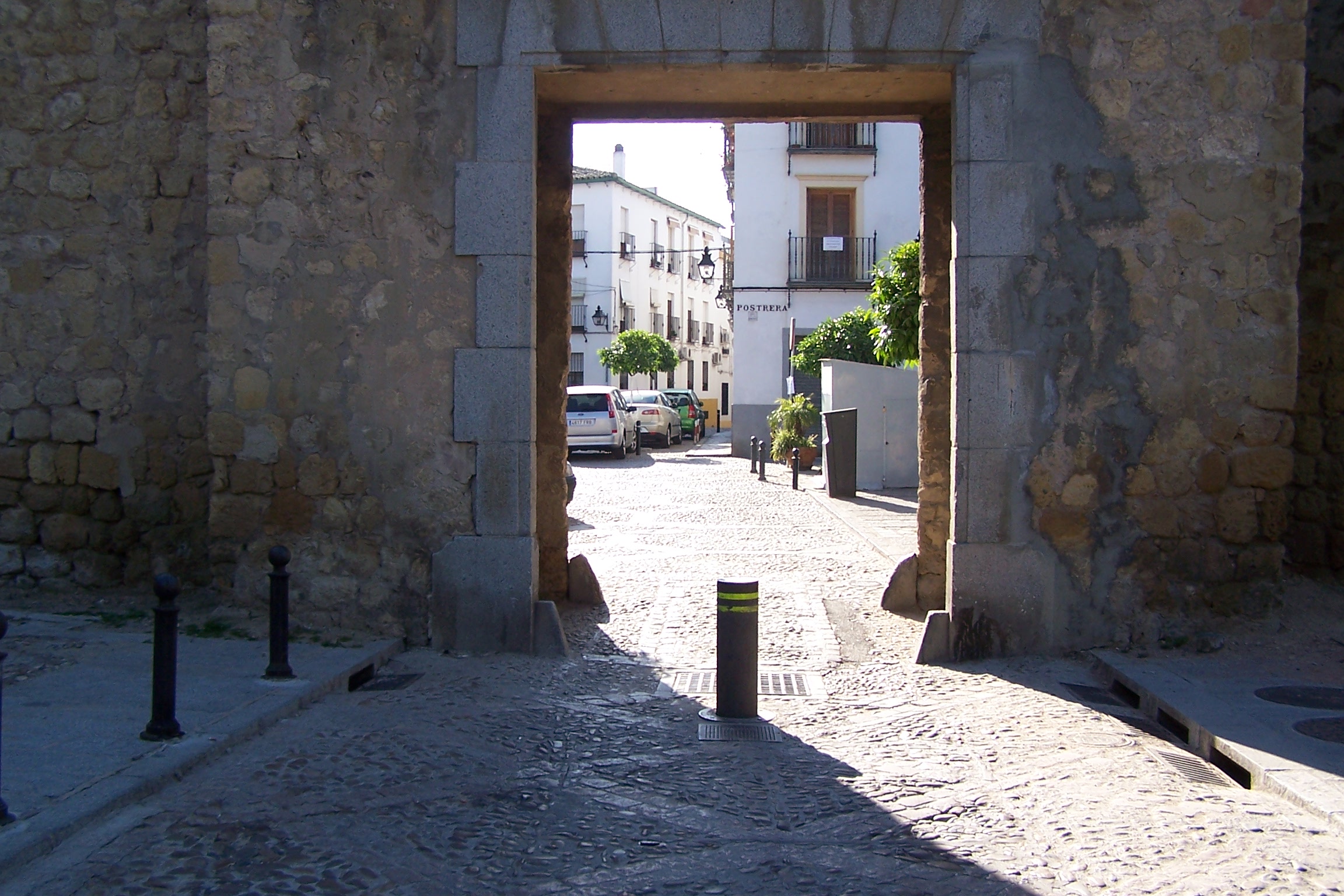Fotografía Puerta Sevilla. Orientación sur desde el exterior.