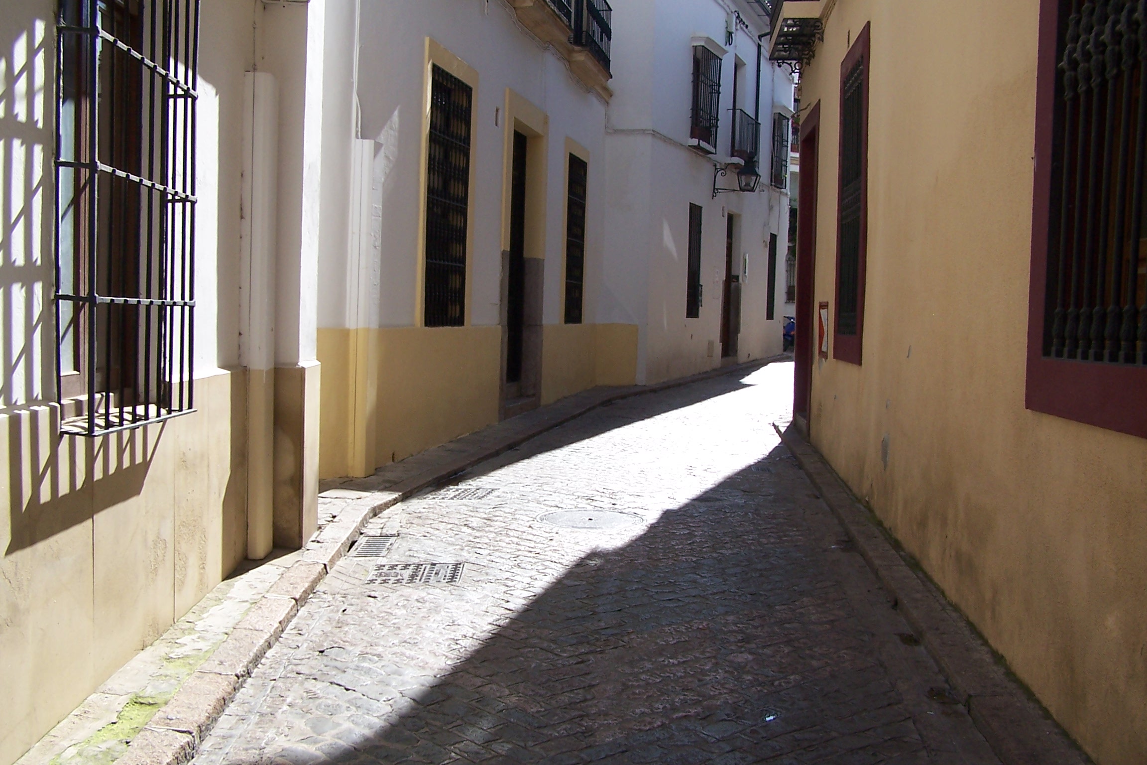 Fotografía calle Martínez Rucker. Orientación este.