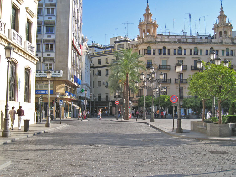 Fotografía Plaza de las Tendillas. Orientación Sur. Parte Este de la plaza.