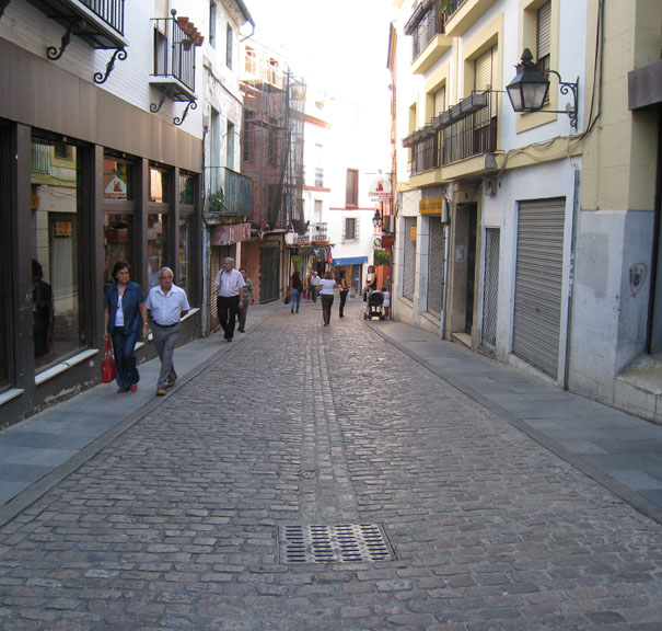 Fotografía Calle Rodríguez Marín. Orientación Sur.