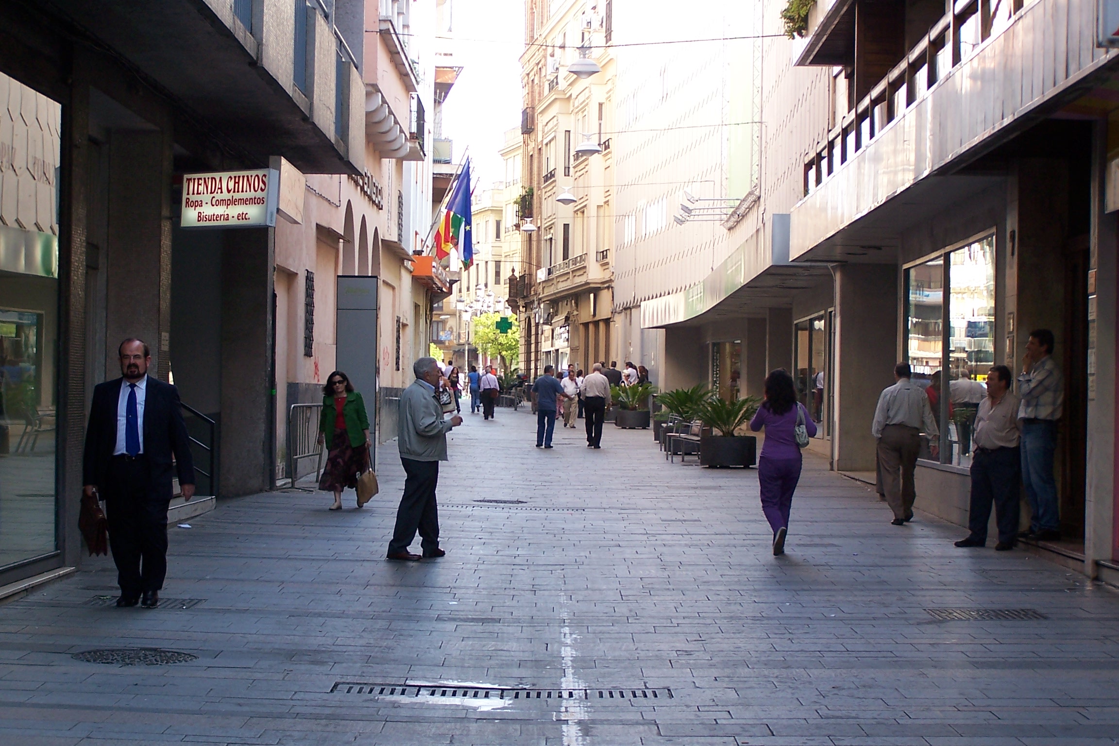 Fotografía calle Jesús y María. Orientación sur.